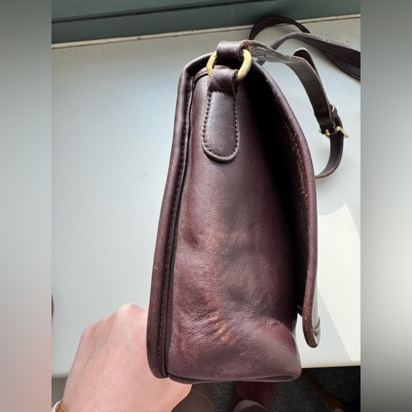 Vintage Coach 1999 9076 Mahogany Leather Companion Flap Bag - Picture 6 of 11